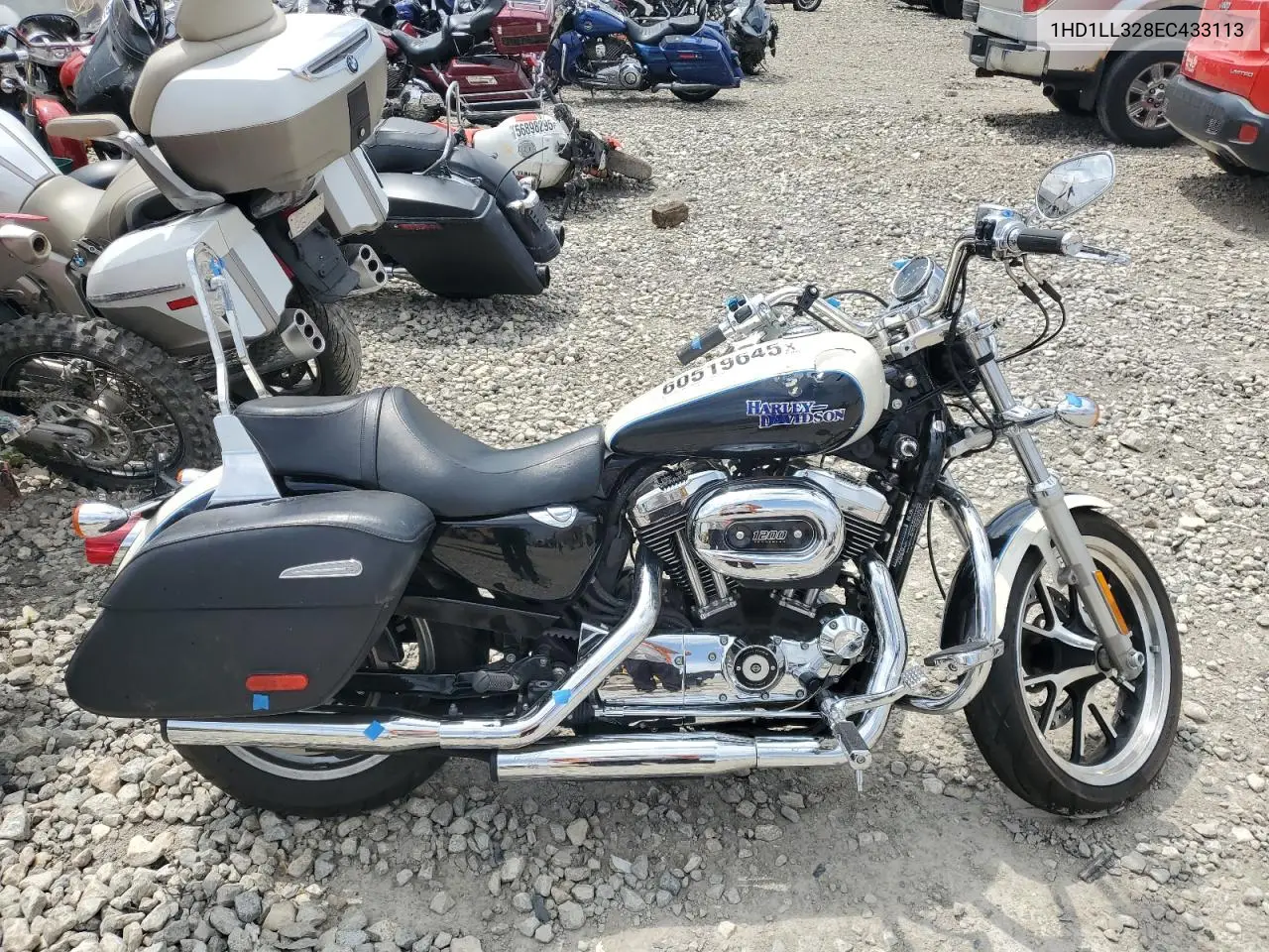 2014 Harley-Davidson Xl1200 T VIN: 1HD1LL328EC433113 Lot: 60519645