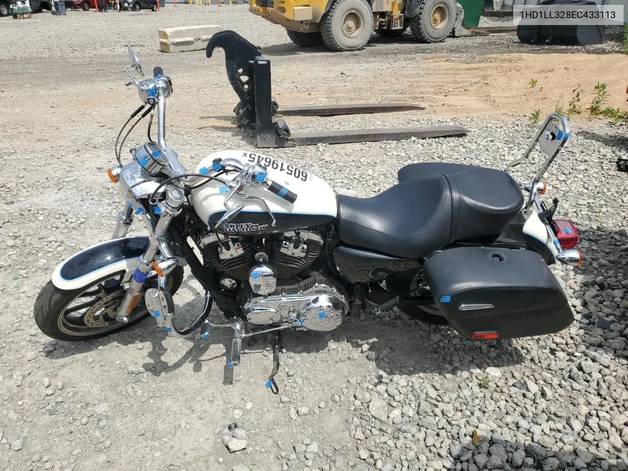 2014 Harley-Davidson Xl1200 T VIN: 1HD1LL328EC433113 Lot: 60519645