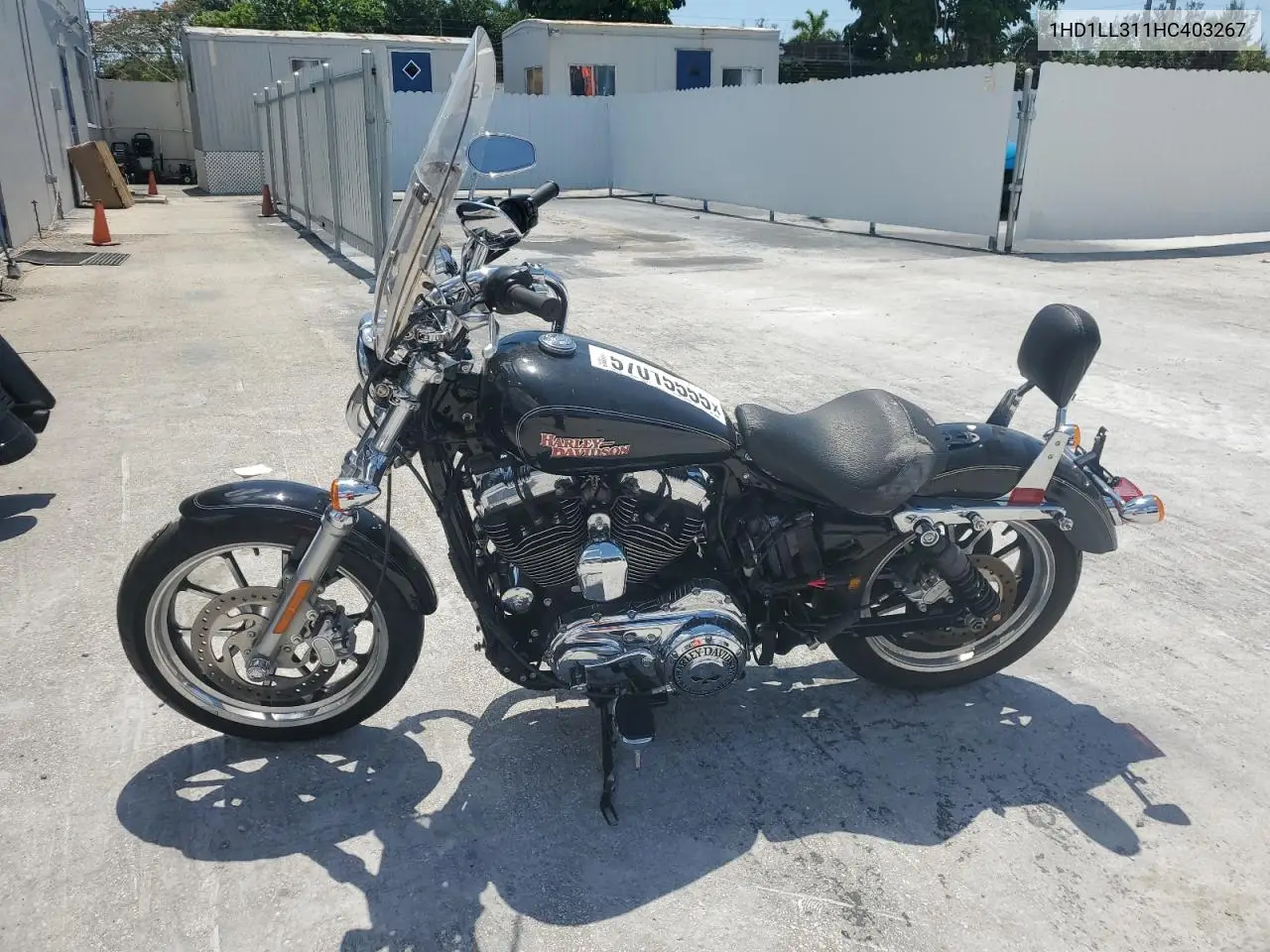 2017 Harley-Davidson Xl1200 T VIN: 1HD1LL311HC403267 Lot: 57015555
