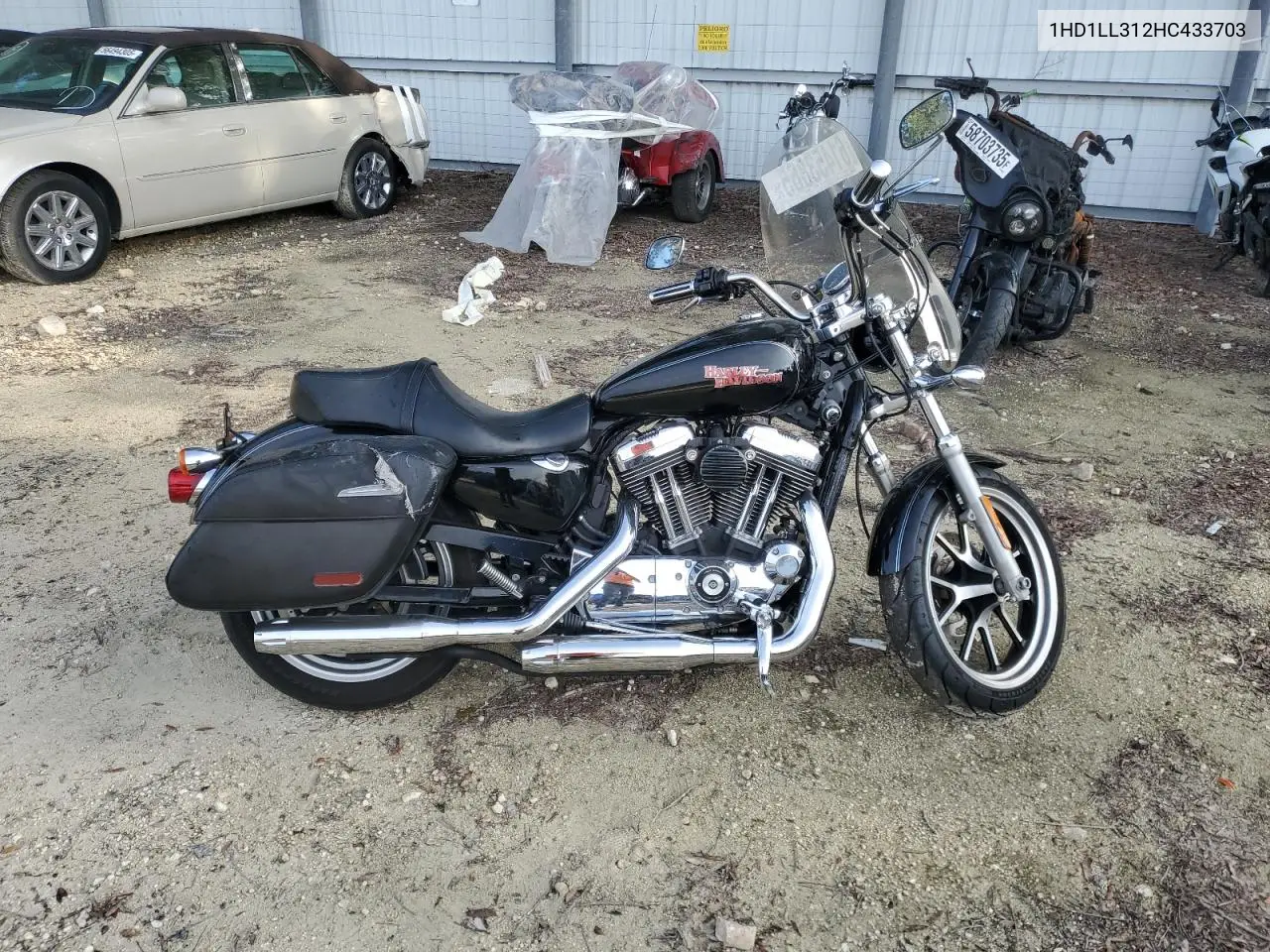 2017 Harley-Davidson Xl1200 T VIN: 1HD1LL312HC433703 Lot: 61453865