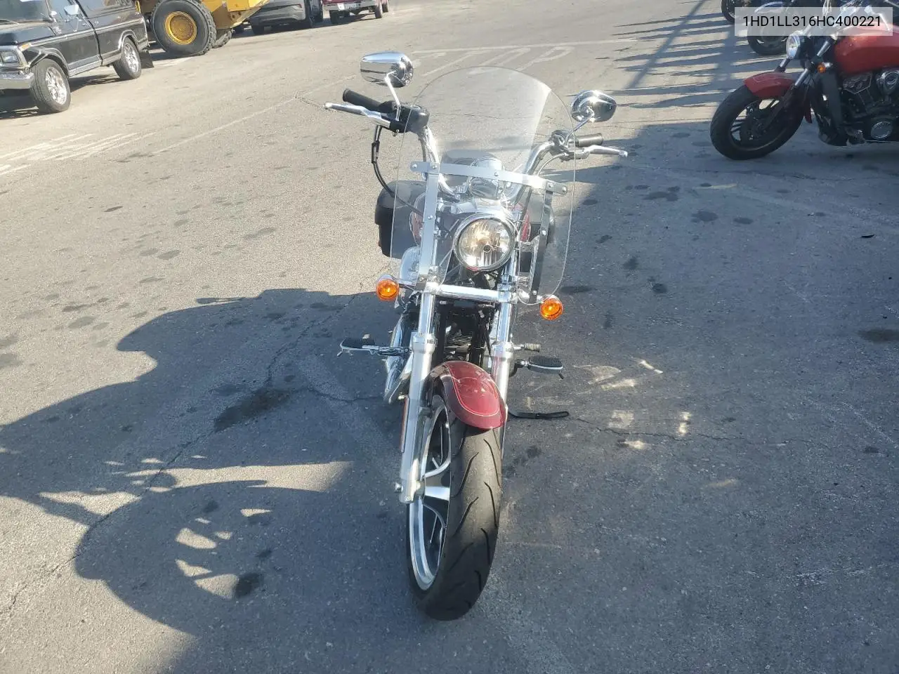 2017 Harley-Davidson Xl1200 T VIN: 1HD1LL316HC400221 Lot: 62241955
