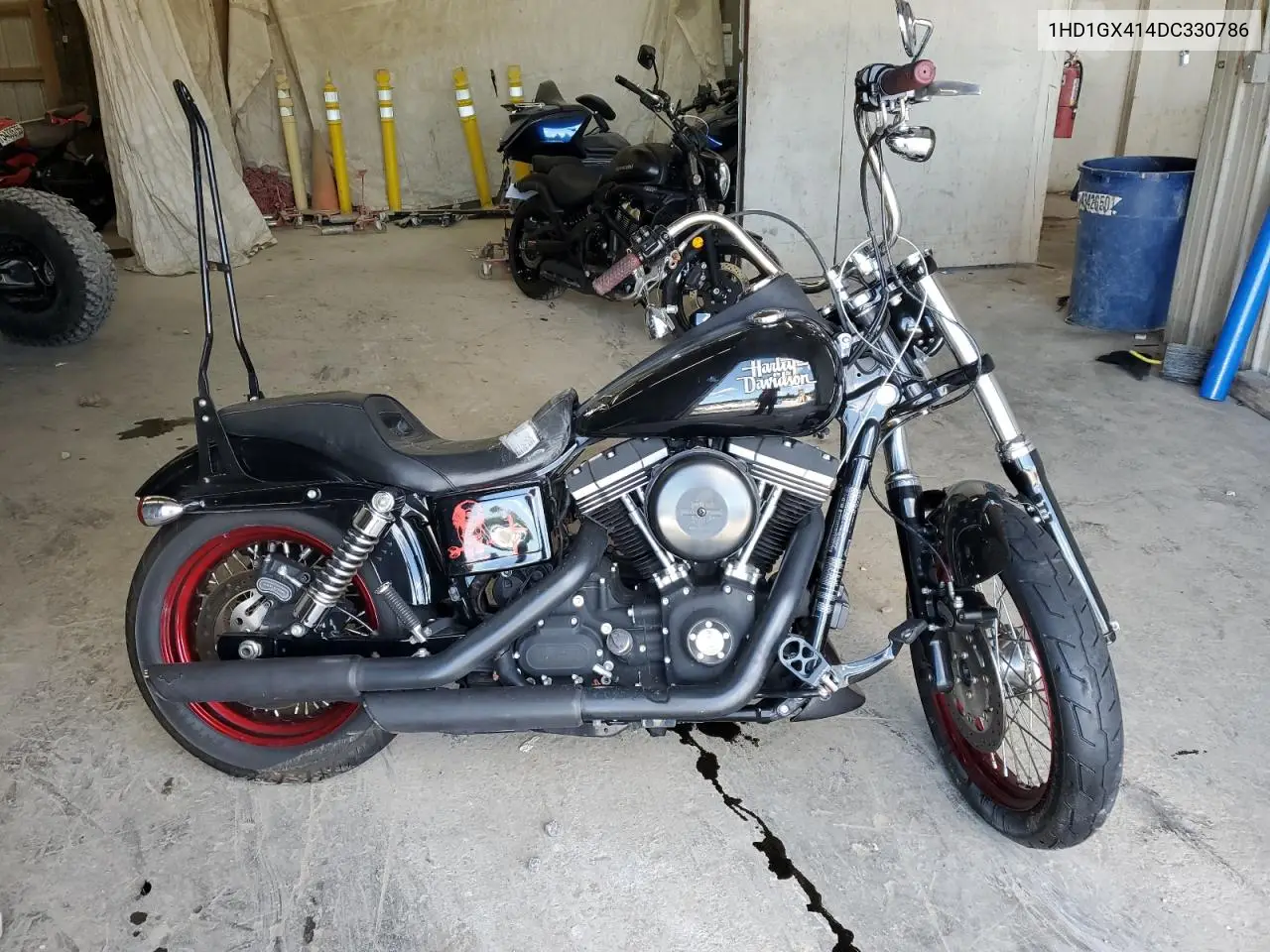 2013 Harley-Davidson Fxdb Dyna Street Bob VIN: 1HD1GX414DC330786 Lot: 57951935