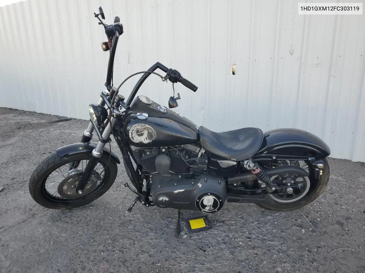 2015 Harley-Davidson Fxdb Dyna Street Bob VIN: 1HD1GXM12FC303119 Lot: 53320495