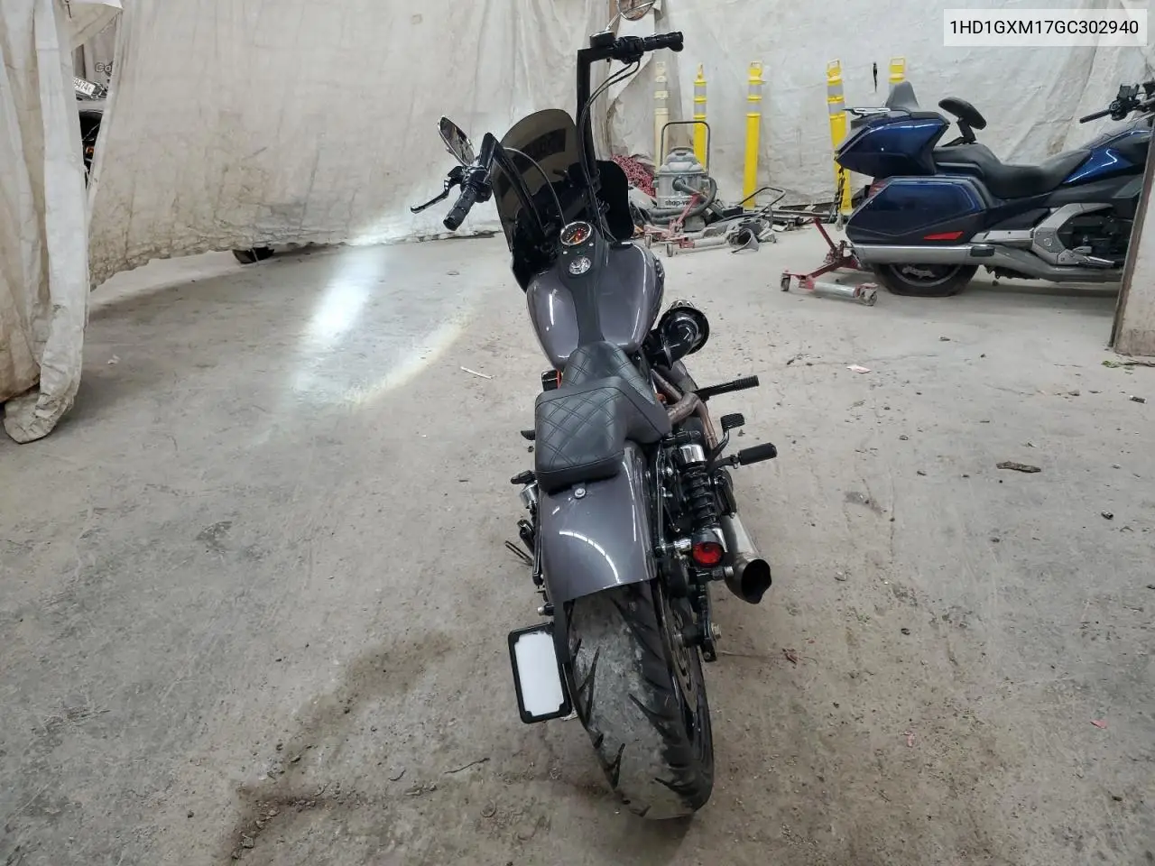 2016 Harley-Davidson Fxdb Dyna Street Bob VIN: 1HD1GXM17GC302940 Lot: 56248305