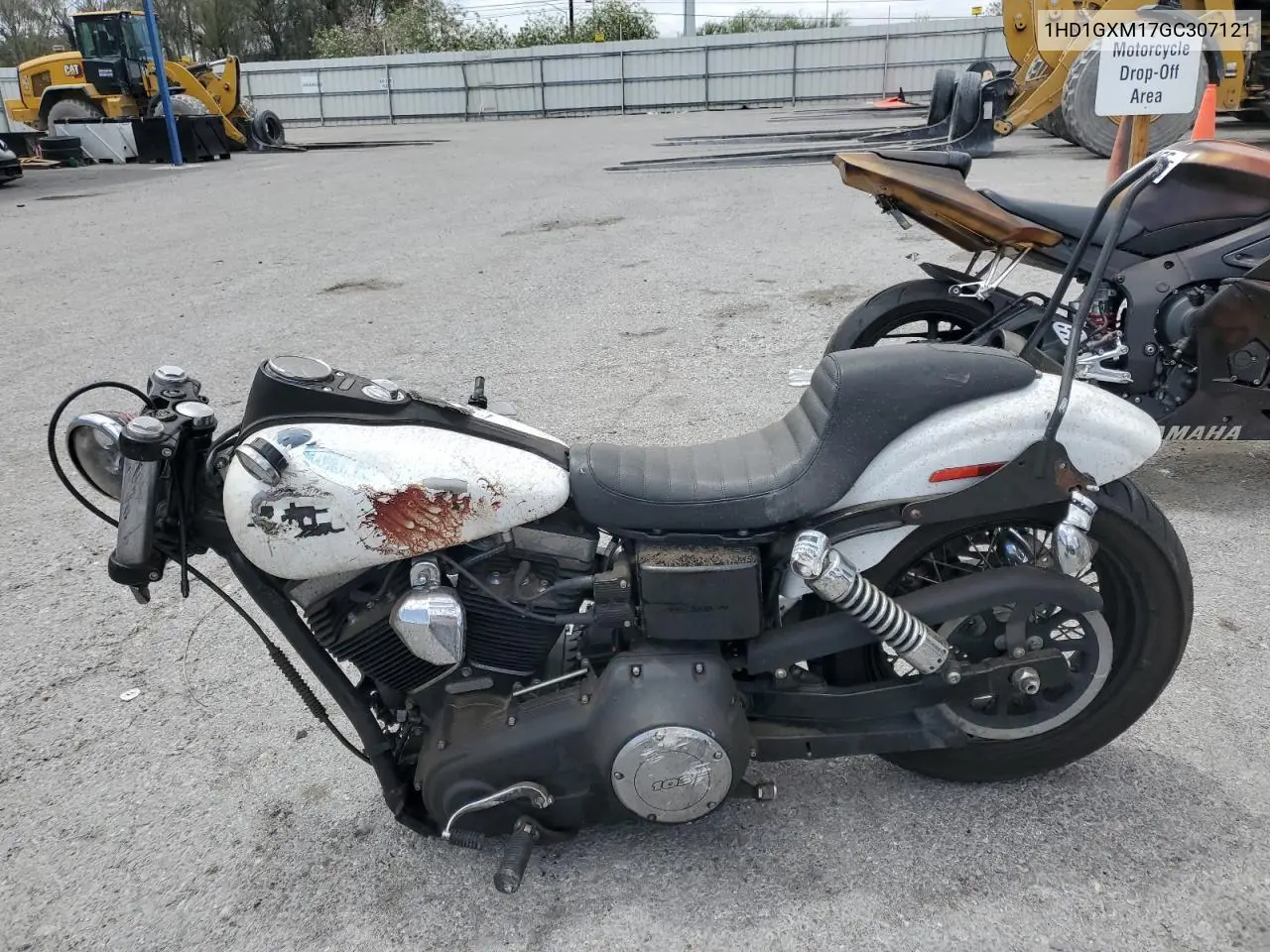 2016 Harley-Davidson Fxdb Dyna Street Bob VIN: 1HD1GXM17GC307121 Lot: 57083085