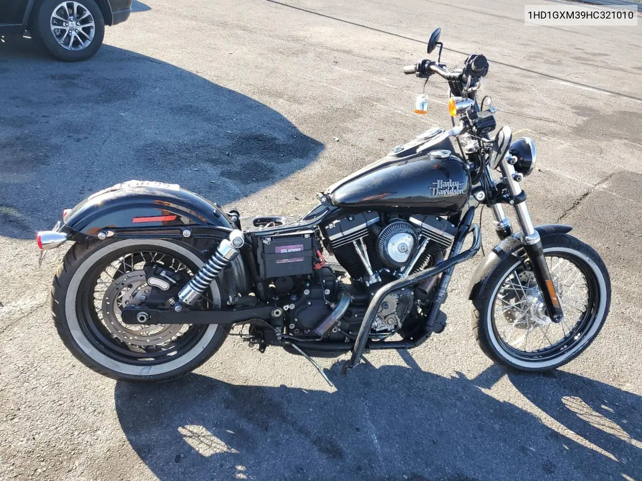 2017 Harley-Davidson Fxdb Dyna Street Bob VIN: 1HD1GXM39HC321010 Lot: 56193425