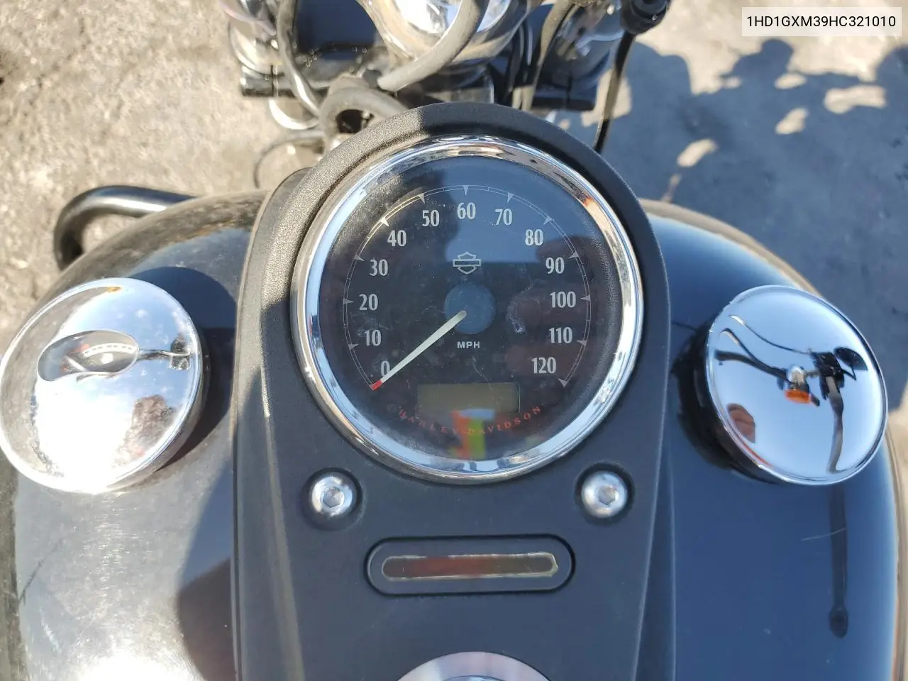 2017 Harley-Davidson Fxdb Dyna Street Bob VIN: 1HD1GXM39HC321010 Lot: 56193425