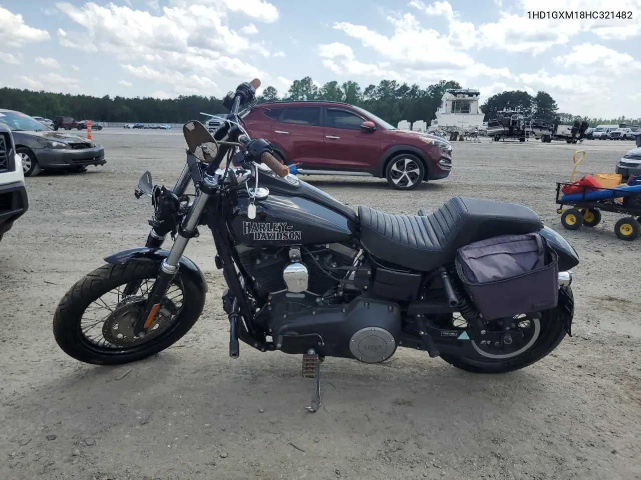 2017 Harley-Davidson Fxdb Dyna Street Bob VIN: 1HD1GXM18HC321482 Lot: 57095155