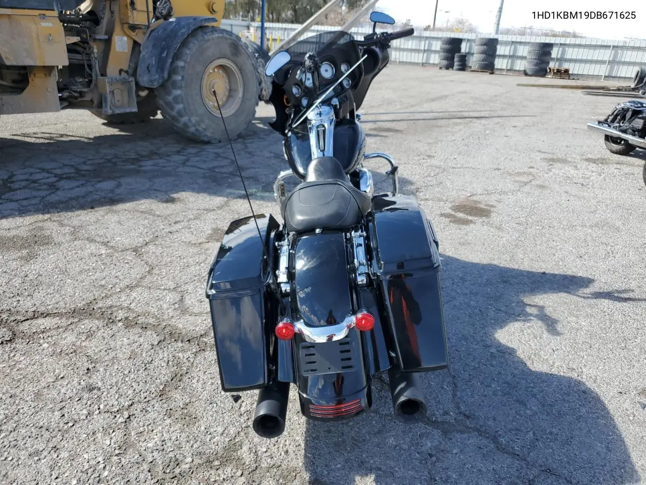 2013 Harley-Davidson Flhx Street Glide VIN: 1HD1KBM19DB671625 Lot: 45136435