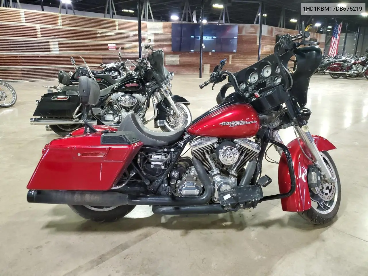 2013 Harley-Davidson Flhx Street Glide VIN: 1HD1KBM17DB675219 Lot: 51620765