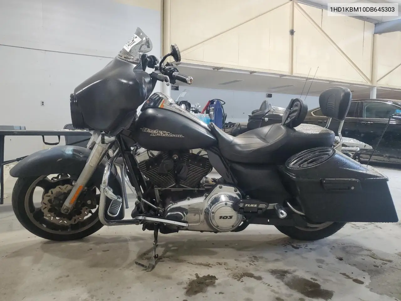 2013 Harley-Davidson Flhx Street Glide VIN: 1HD1KBM10DB645303 Lot: 56385415