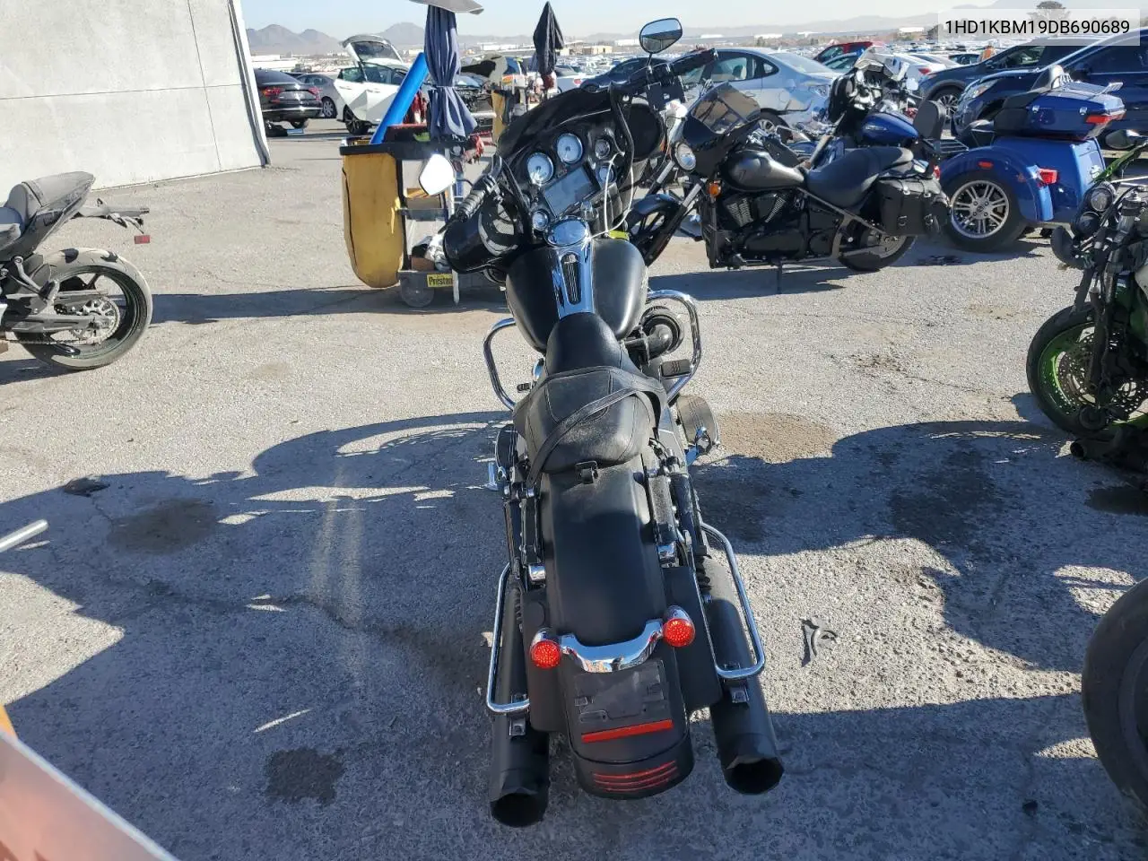 2013 Harley-Davidson Flhx Street Glide VIN: 1HD1KBM19DB690689 Lot: 56725805
