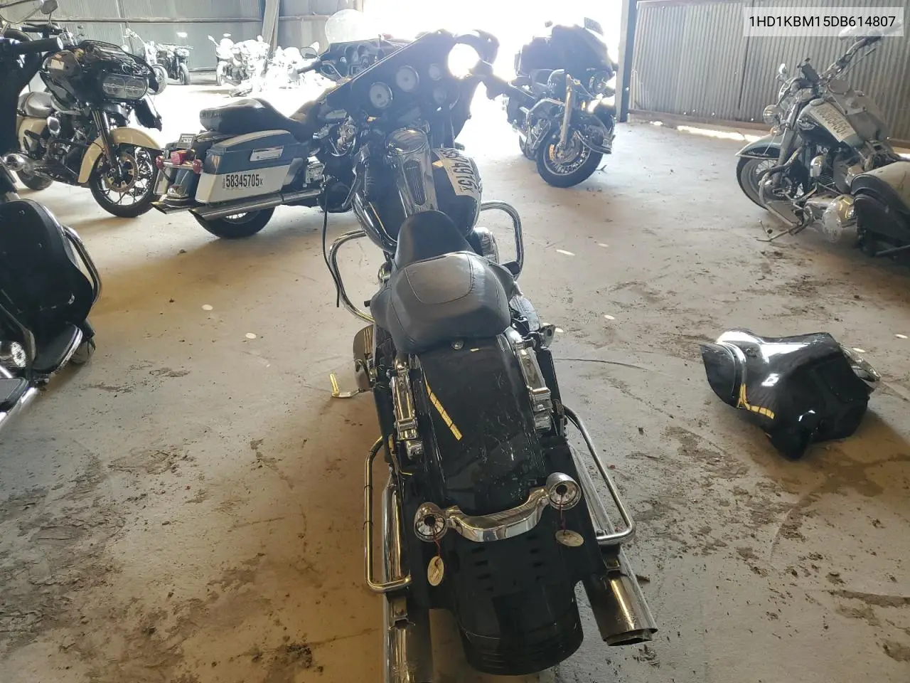 2013 Harley-Davidson Flhx Street Glide VIN: 1HD1KBM15DB614807 Lot: 59324915