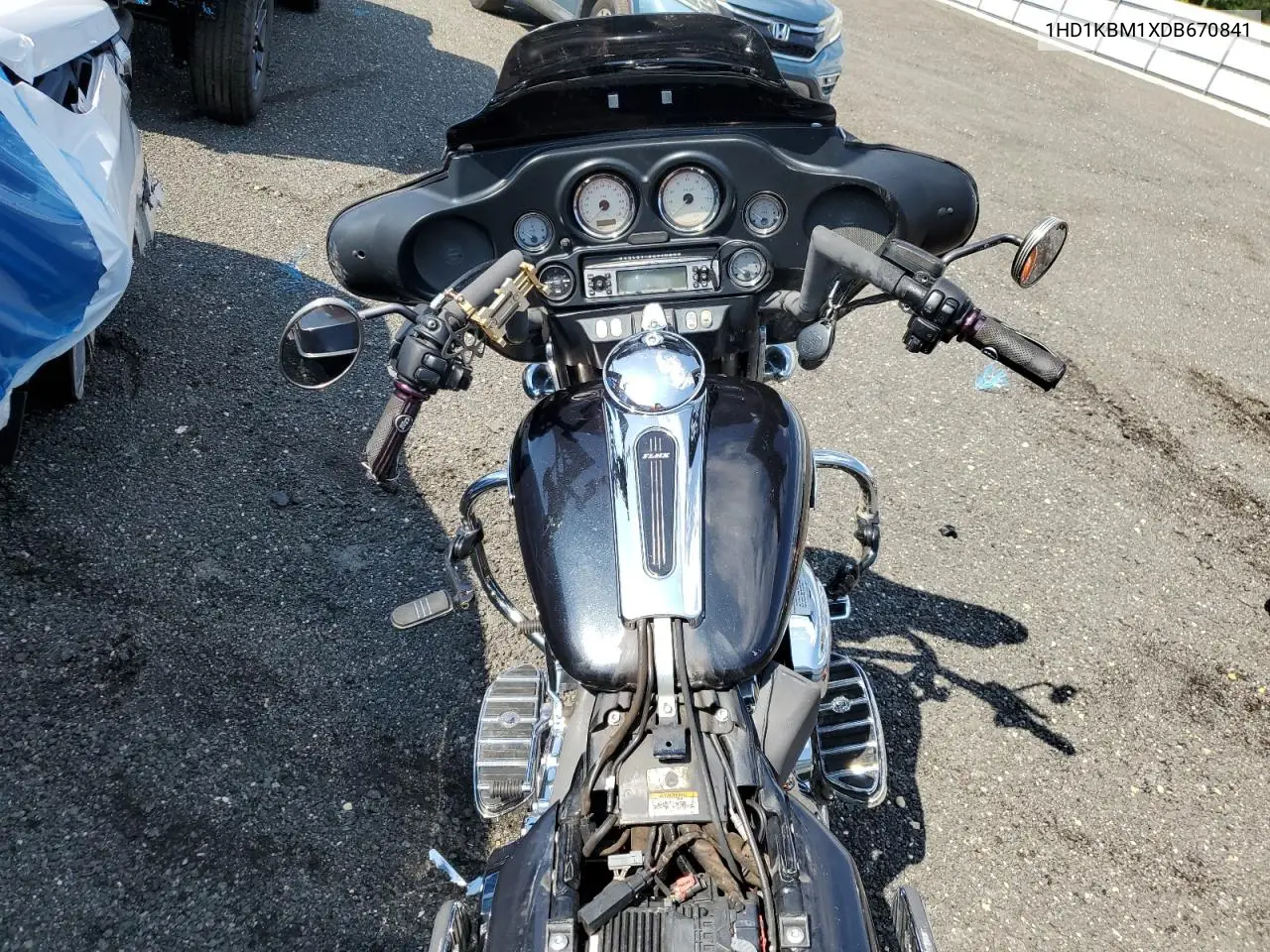 2013 Harley-Davidson Flhx Street Glide VIN: 1HD1KBM1XDB670841 Lot: 61802765