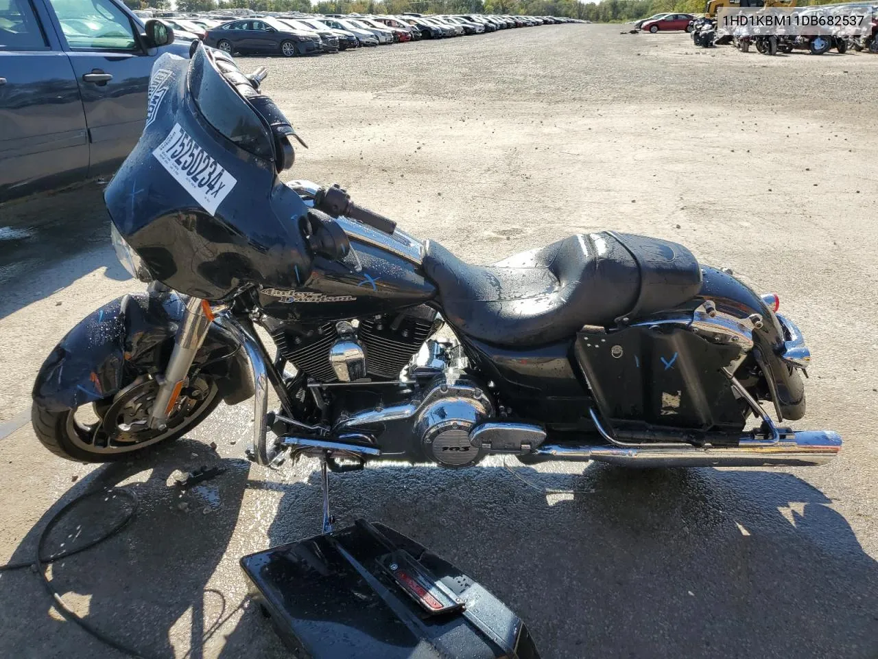 2013 Harley-Davidson Flhx Street Glide VIN: 1HD1KBM11DB682537 Lot: 75250234