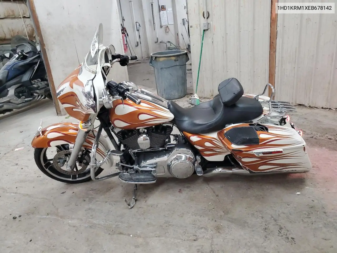 2014 Harley-Davidson Flhxs Street Glide Special VIN: 1HD1KRM1XEB678142 Lot: 55943145