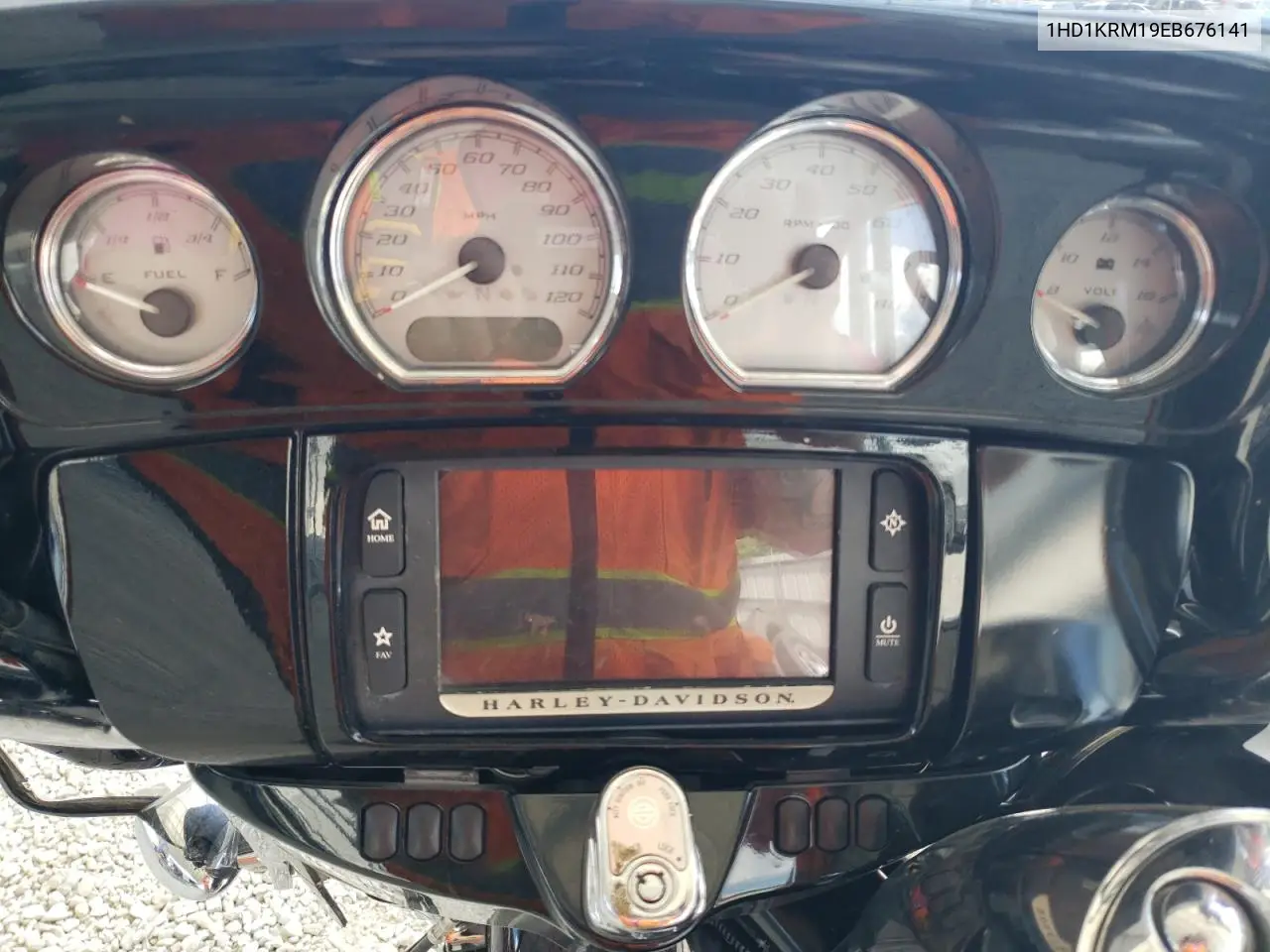 2014 Harley-Davidson Flhxs Street Glide Special VIN: 1HD1KRM19EB676141 Lot: 62181395
