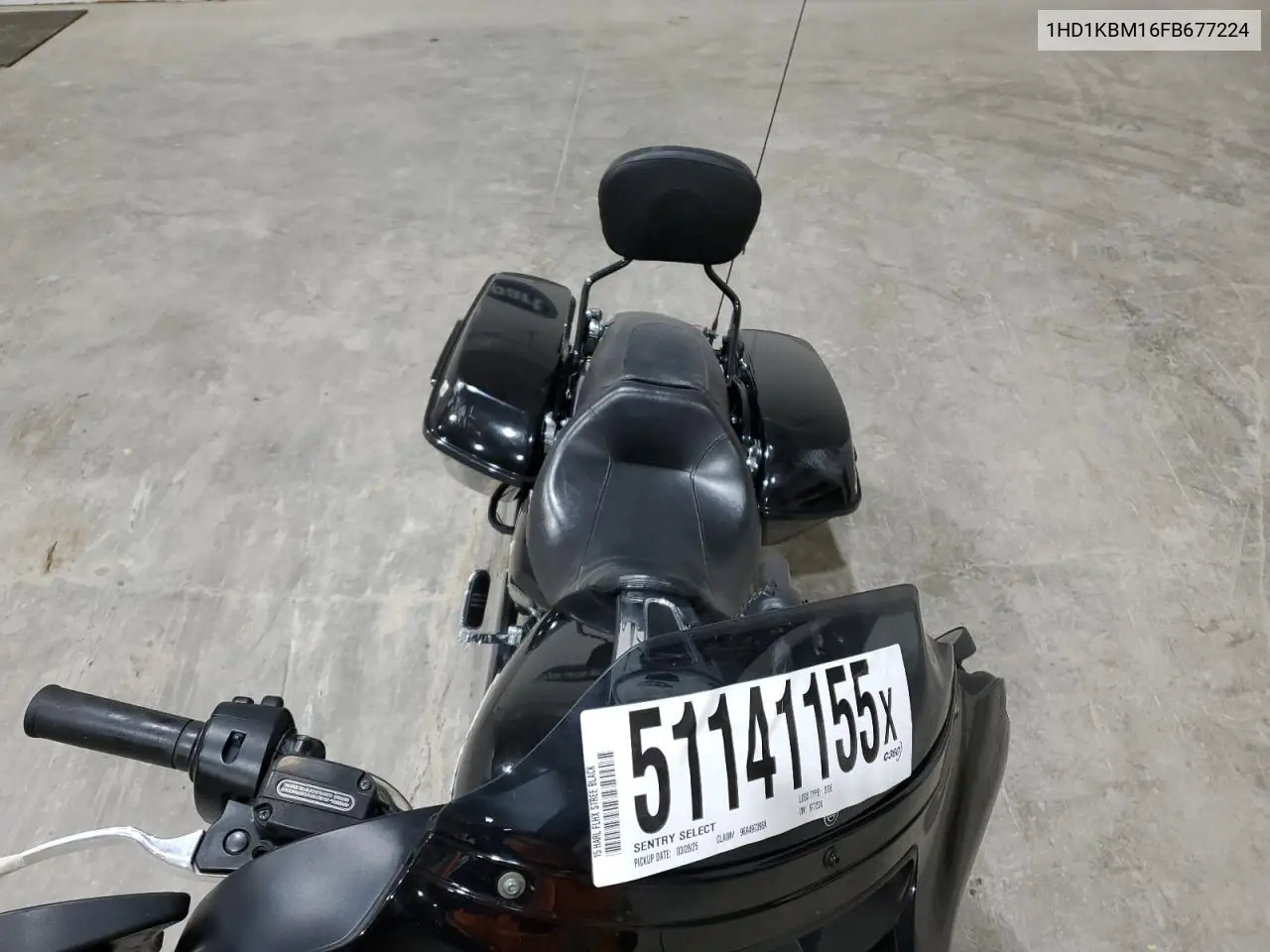 2015 Harley-Davidson Flhx Street Glide VIN: 1HD1KBM16FB677224 Lot: 51141155