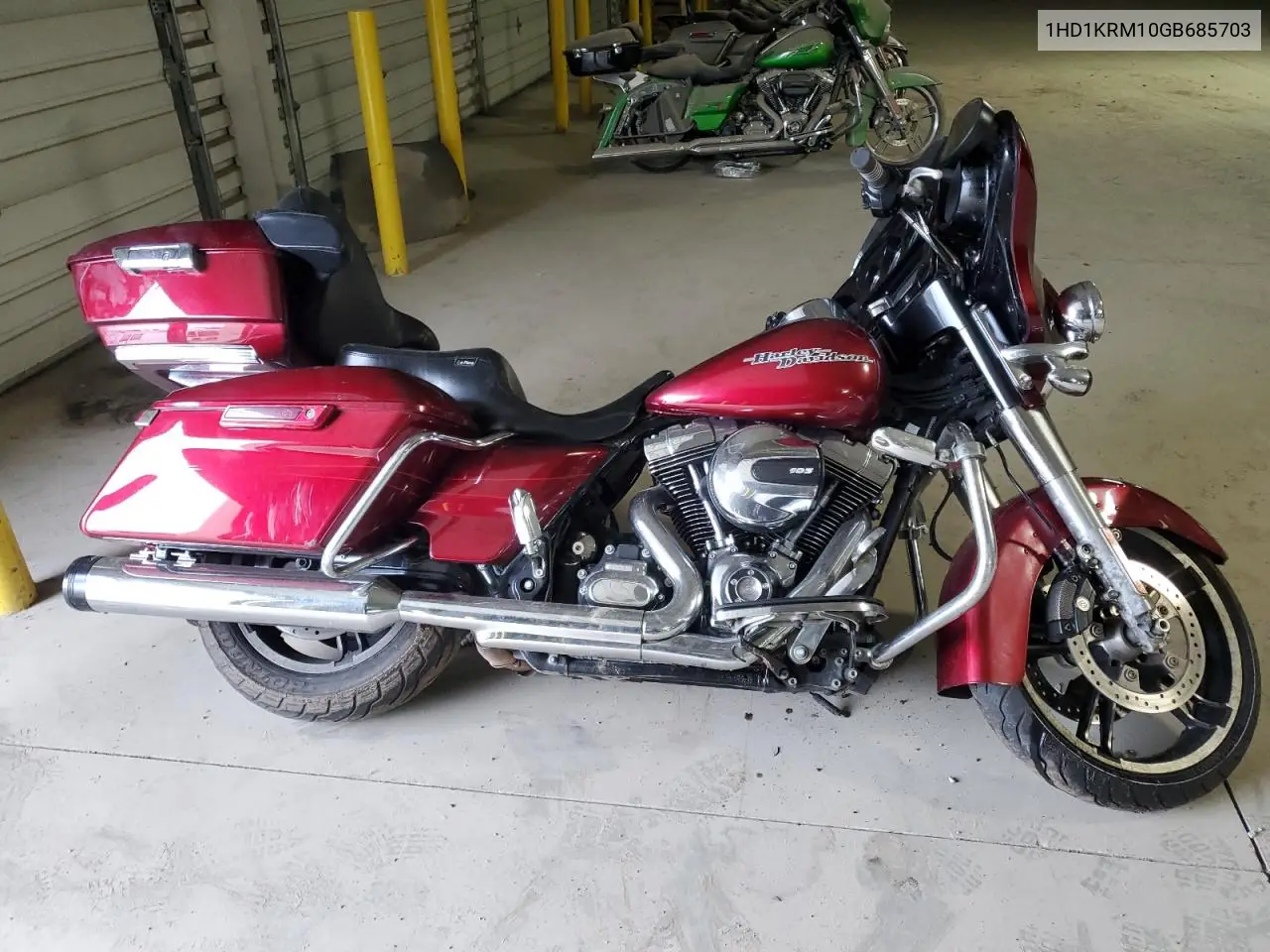 2016 Harley-Davidson Flhxs Street Glide Special VIN: 1HD1KRM10GB685703 Lot: 49781985