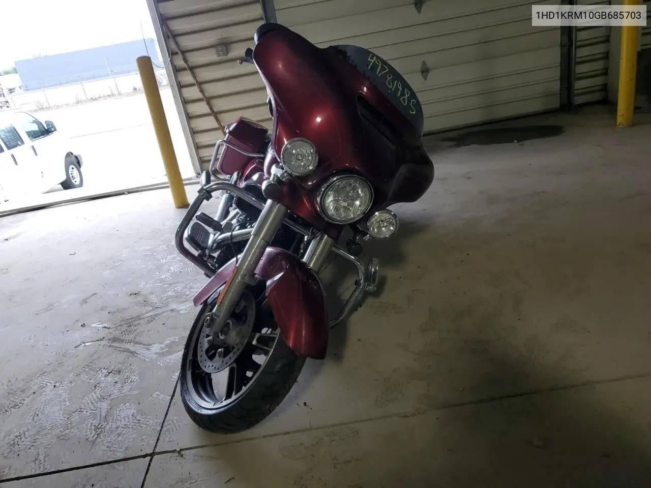 2016 Harley-Davidson Flhxs Street Glide Special VIN: 1HD1KRM10GB685703 Lot: 49781985