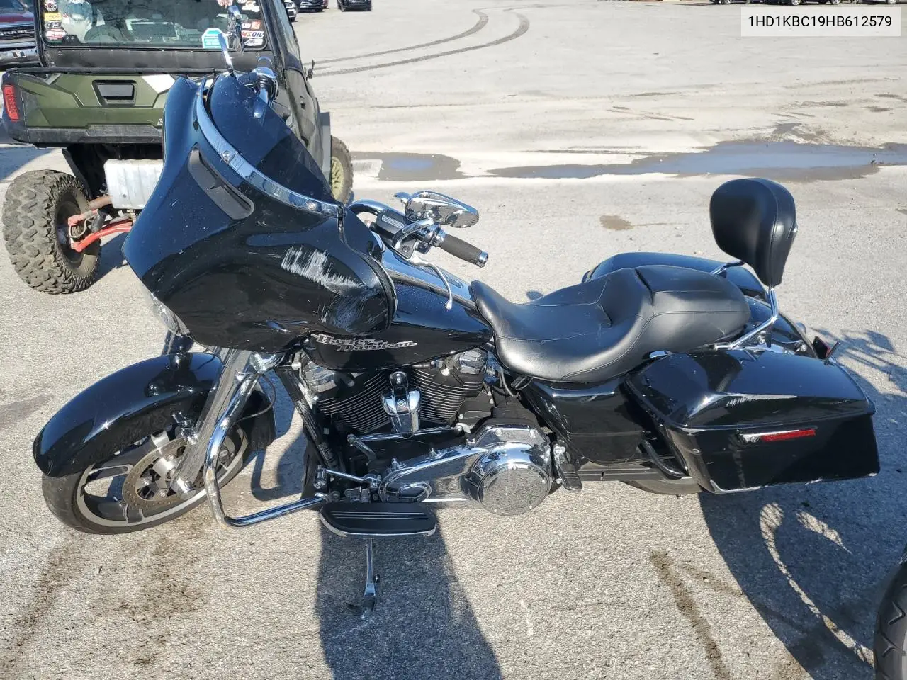 2017 Harley-Davidson Flhx Street Glide VIN: 1HD1KBC19HB612579 Lot: 61415805