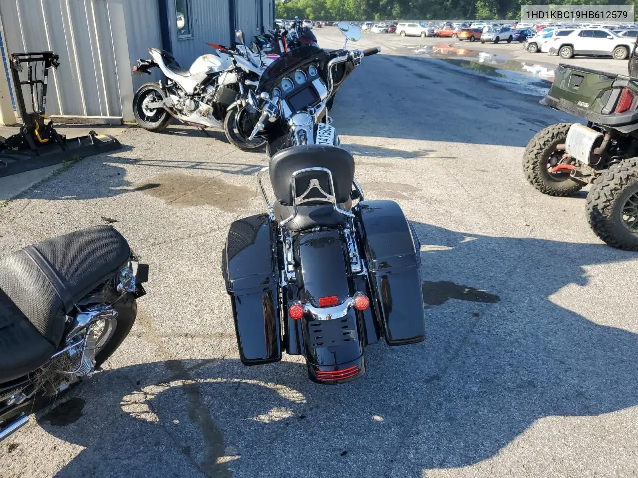 2017 Harley-Davidson Flhx Street Glide VIN: 1HD1KBC19HB612579 Lot: 61415805