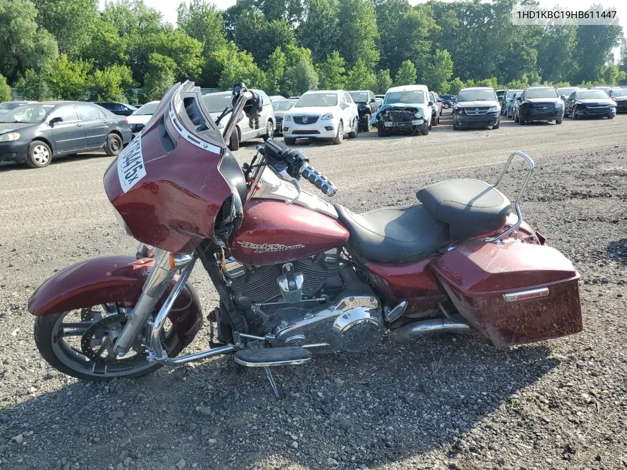 2017 Harley-Davidson Flhx Street Glide VIN: 1HD1KBC19HB611447 Lot: 61764415