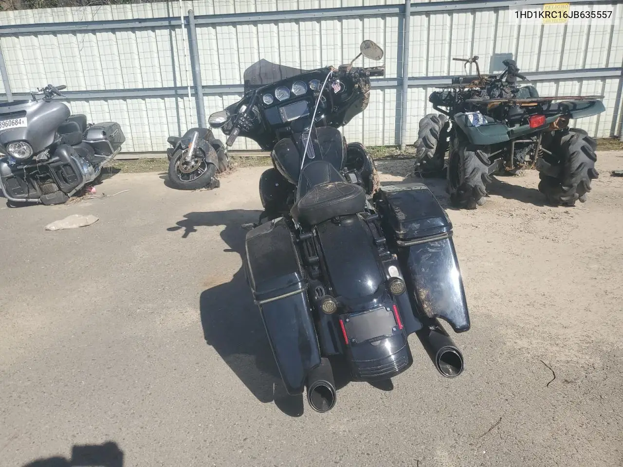 2018 Harley-Davidson Flhxs Street Glide Special VIN: 1HD1KRC16JB635557 Lot: 48504435