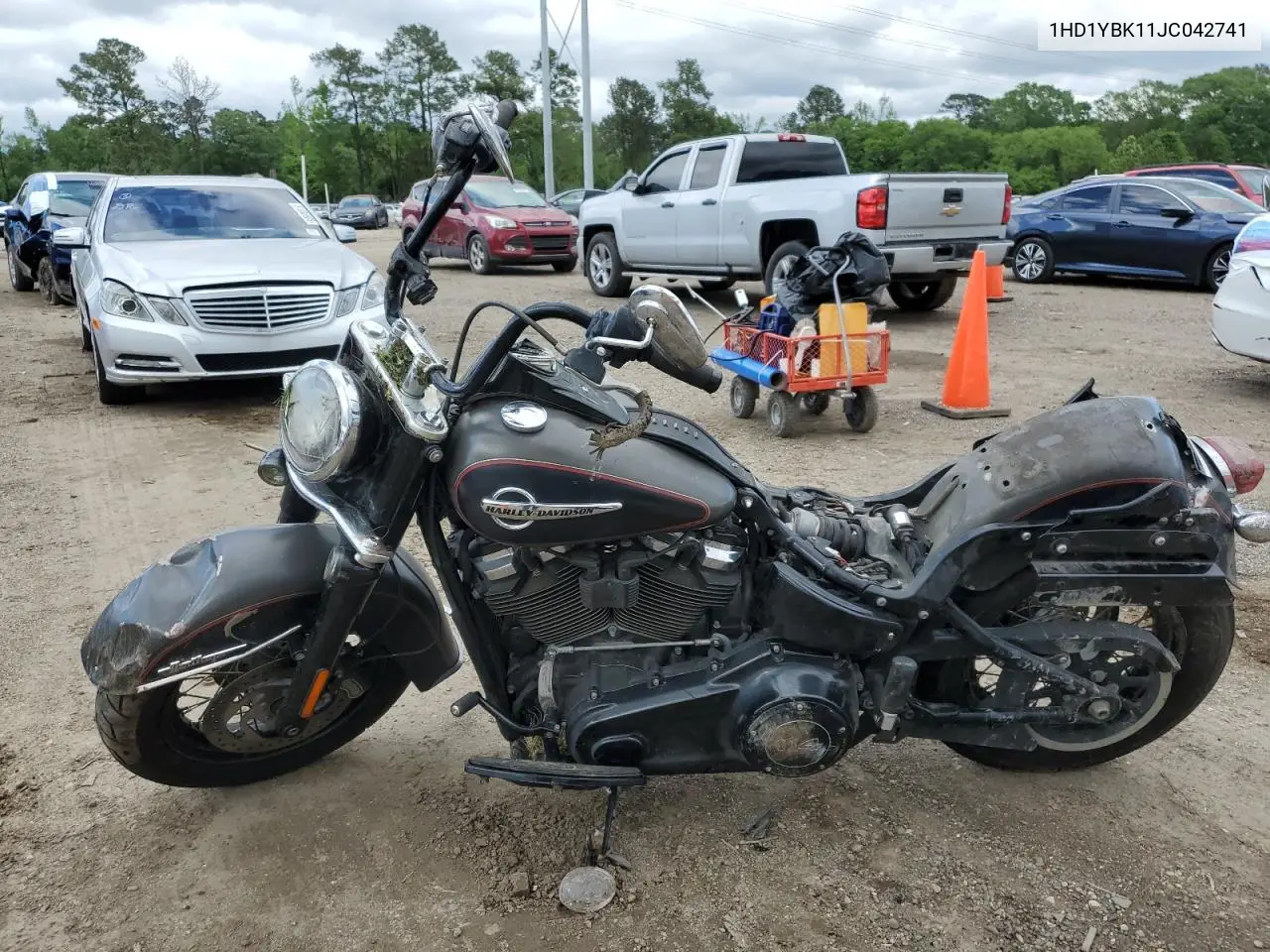 2018 Harley-Davidson Flhcs Heritage Classic 114 VIN: 1HD1YBK11JC042741 Lot: 51979855