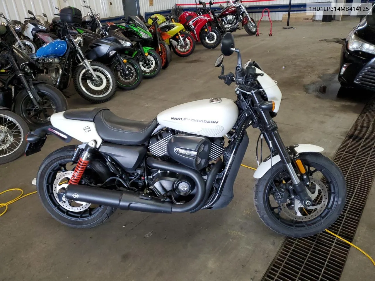 2018 Harley-Davidson Xl1200 Ns VIN: 1HD1LP314MB414125 Lot: 55198304