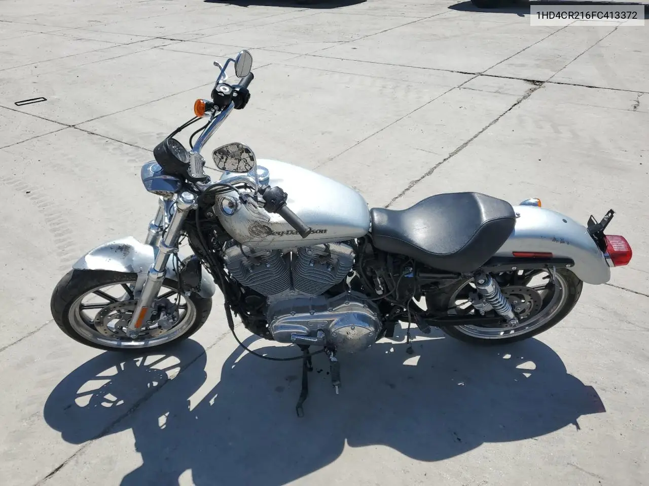 2015 Harley-Davidson Xl883 Superlow VIN: 1HD4CR216FC413372 Lot: 59240995
