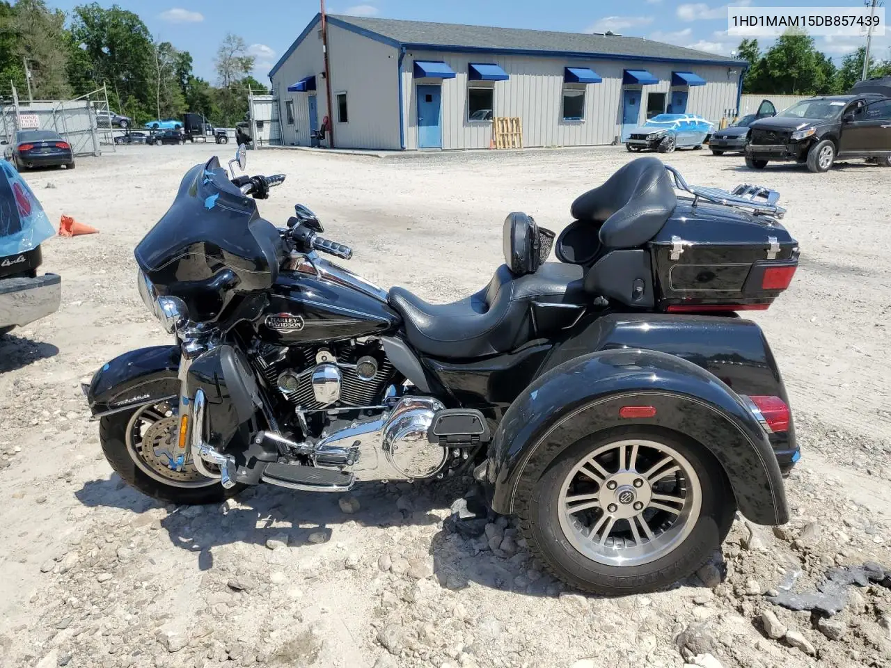 2013 Harley-Davidson Flhtcutg Tri Glide Ultra Classic VIN: 1HD1MAM15DB857439 Lot: 56117025