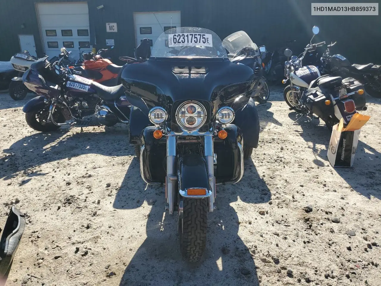 2017 Harley-Davidson Flhtcutg Tri Glide Ultra VIN: 1HD1MAD13HB859373 Lot: 62317575