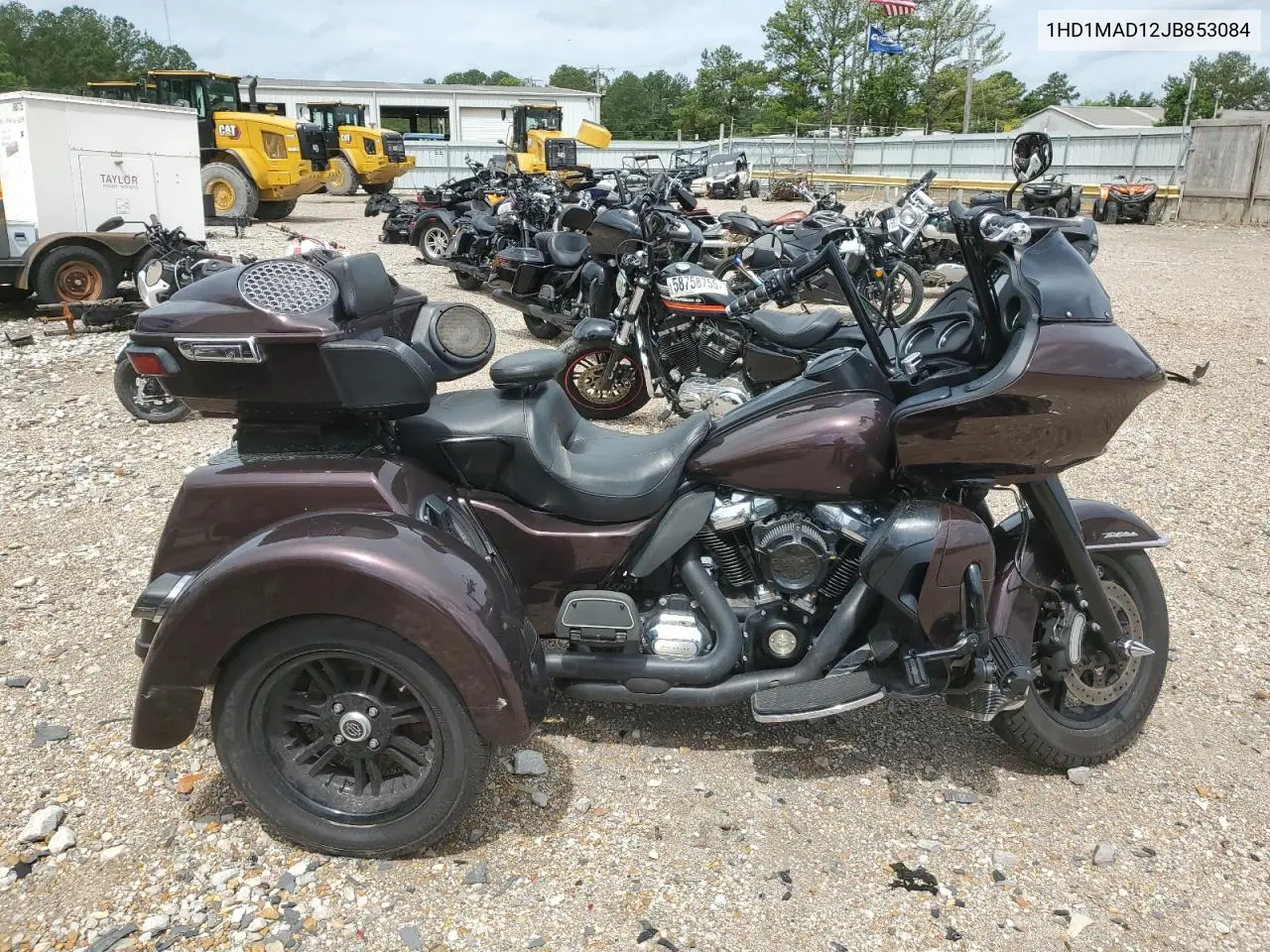 2018 Harley-Davidson Flhtcutg Tri Glide Ultra VIN: 1HD1MAD12JB853084 Lot: 60616765