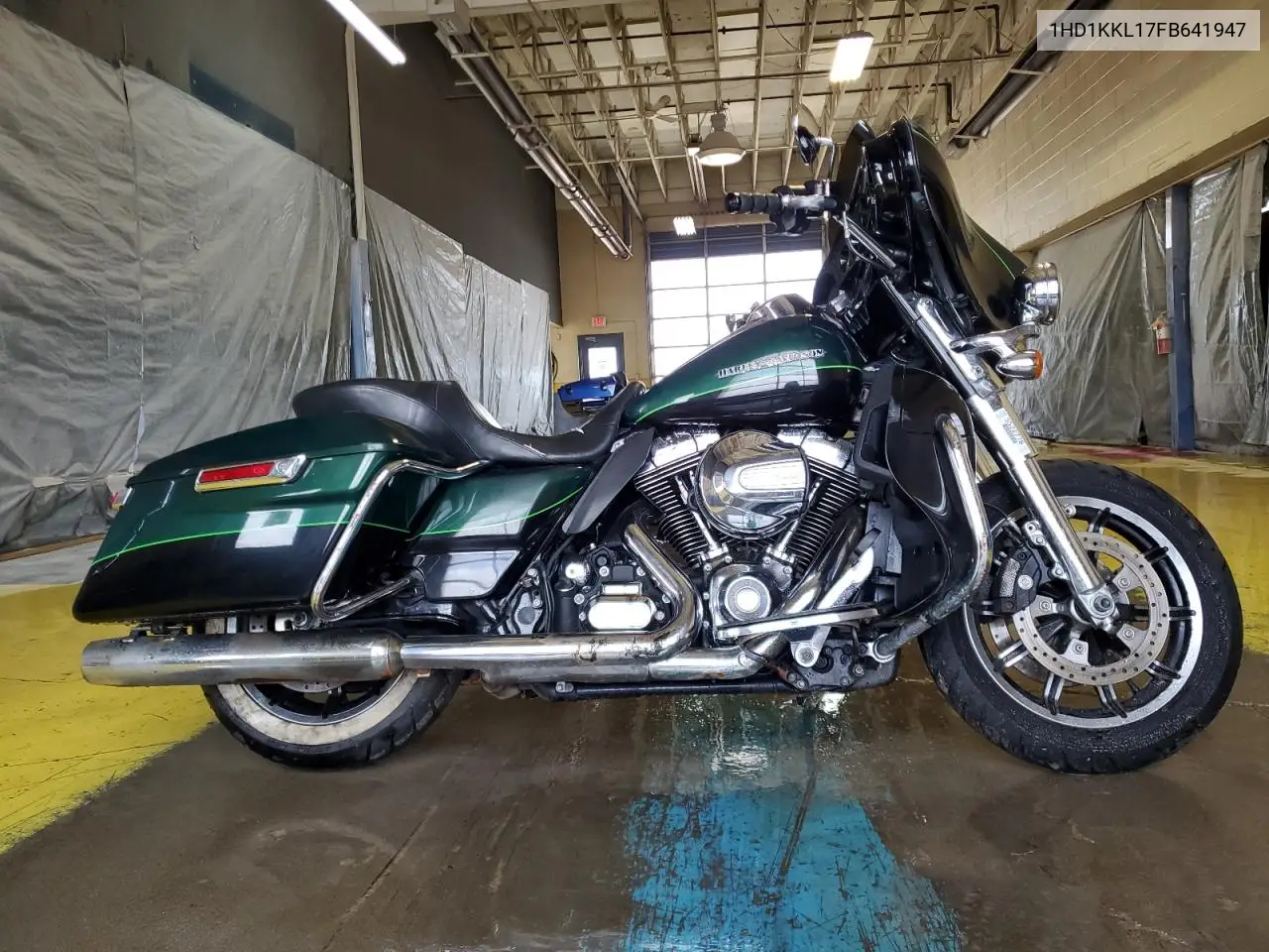 2015 Harley-Davidson Flhtkl Ultra Limited Low VIN: 1HD1KKL17FB641947 Lot: 56138205