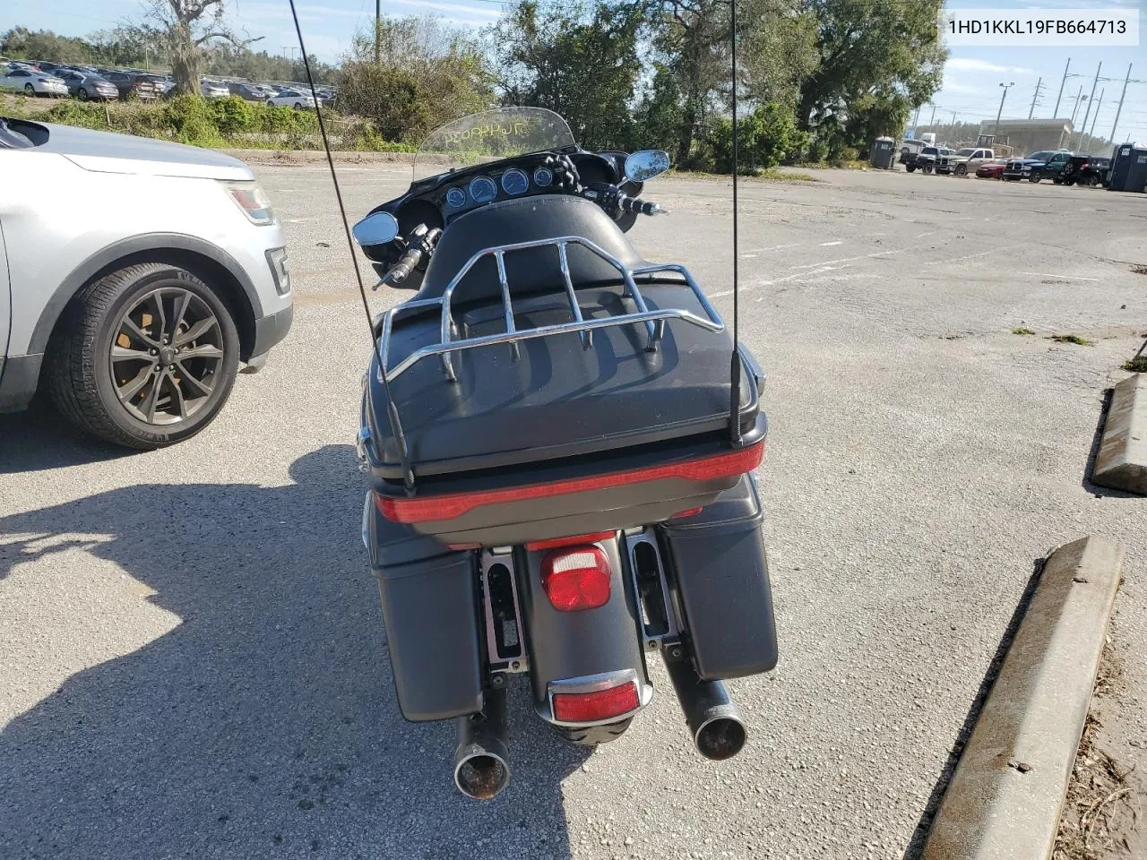 2015 Harley-Davidson Flhtkl Ultra Limited Low VIN: 1HD1KKL19FB664713 Lot: 76449034