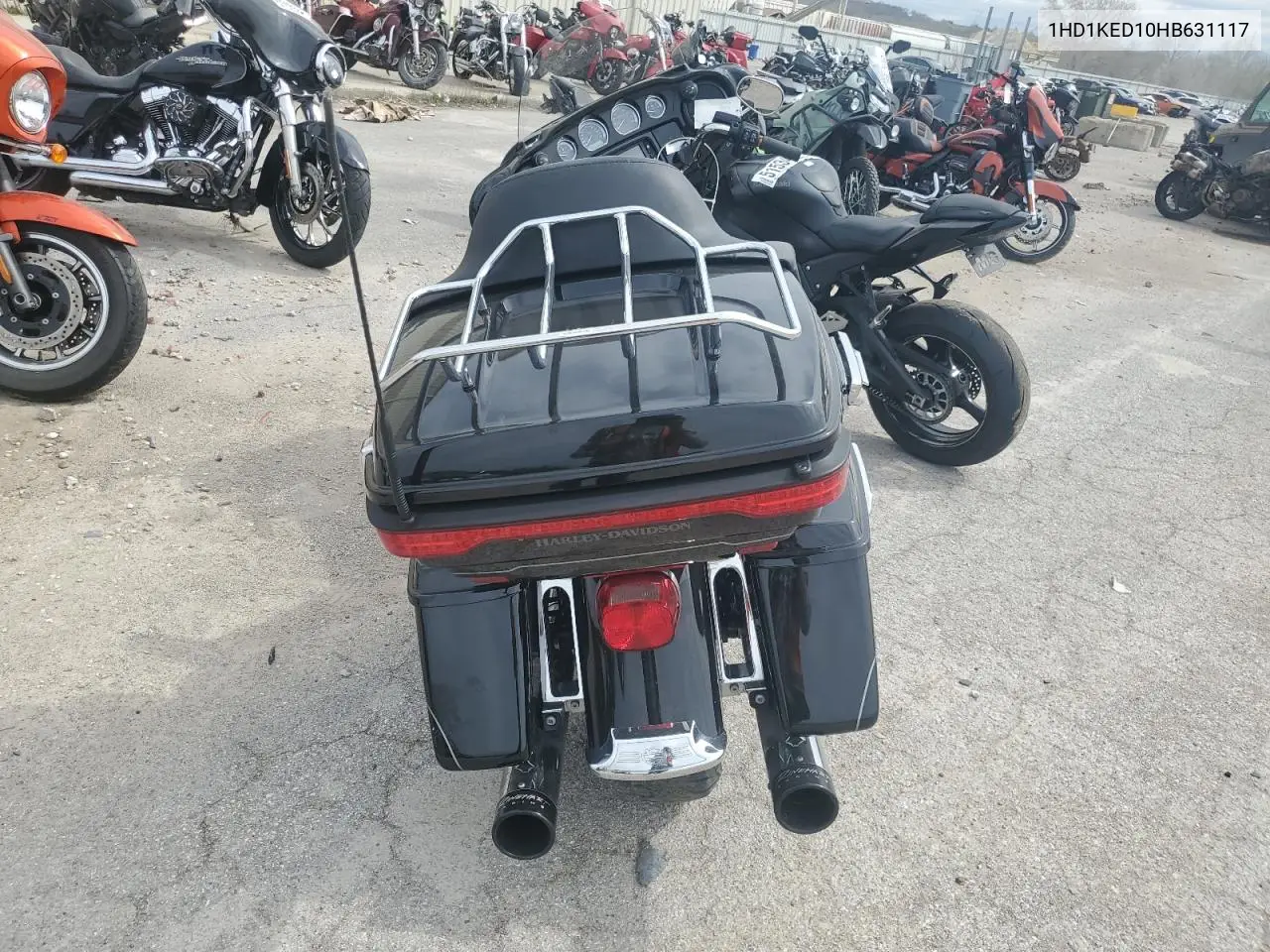 2017 Harley-Davidson Flhtk Ultra Limited VIN: 1HD1KED10HB631117 Lot: 51680365