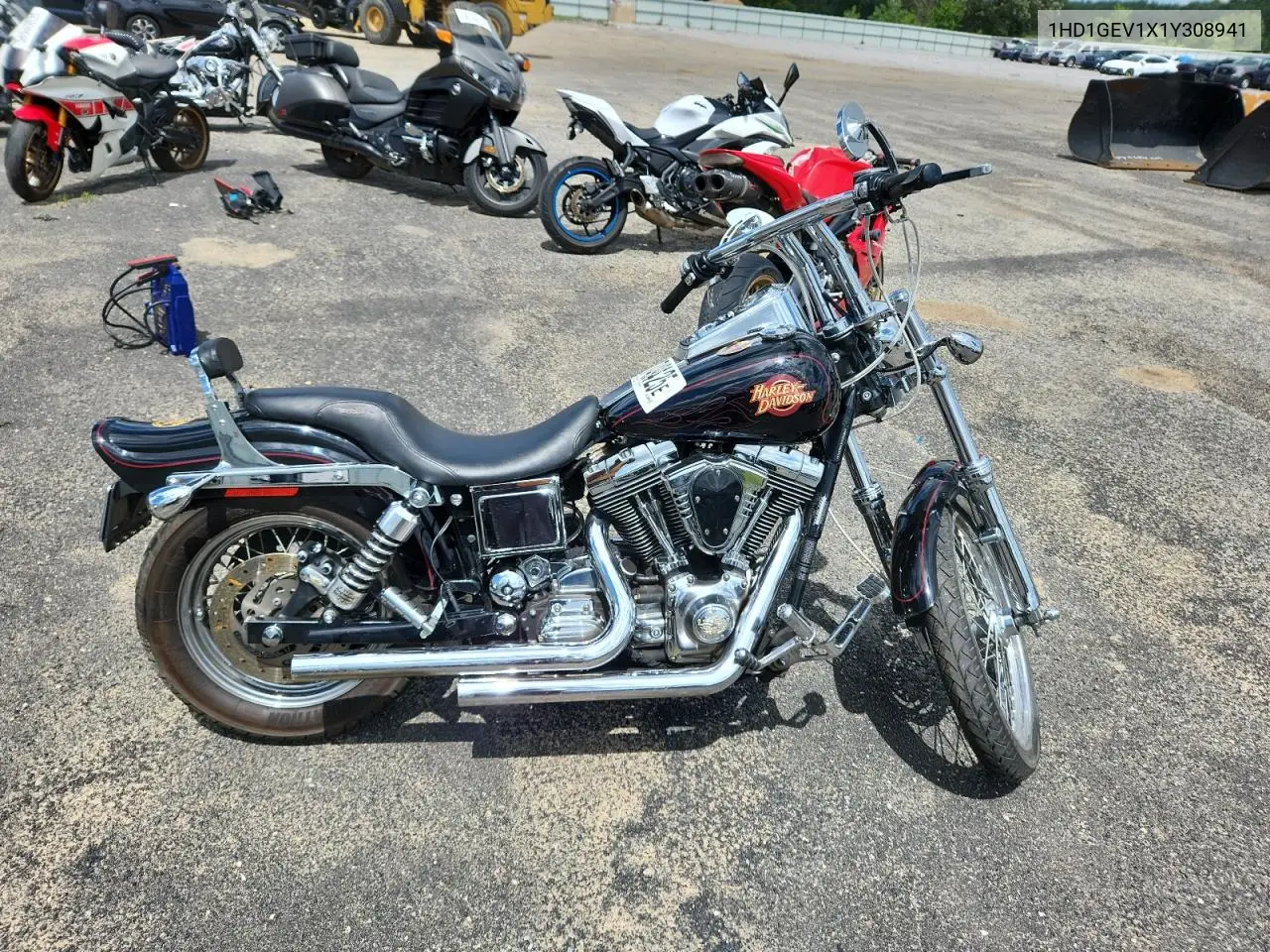 2001 Harley-Davidson Fxdwg VIN: 1HD1GEV1X1Y308941 Lot: 62749425