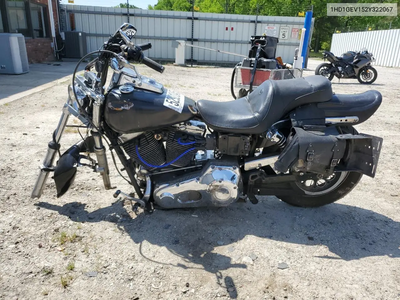 2002 Harley-Davidson Fxdwg VIN: 1HD1GEV152Y322067 Lot: 52921245