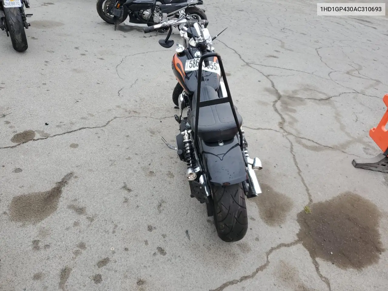 2010 Harley-Davidson Fxdwg VIN: 1HD1GP430AC310693 Lot: 58633055