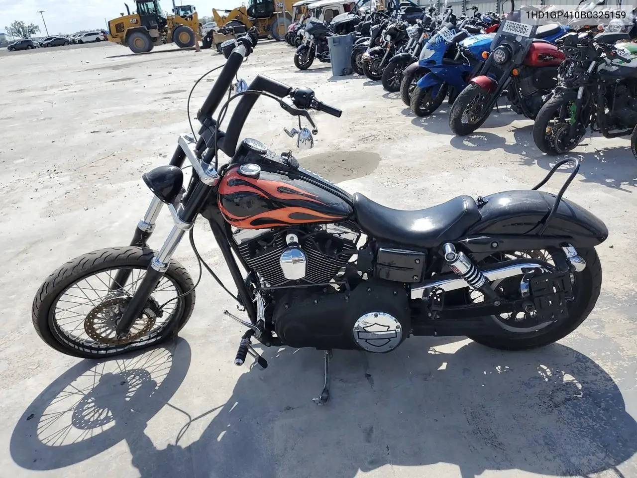 2011 Harley-Davidson Fxdwg VIN: 1HD1GP410BC325159 Lot: 44417495
