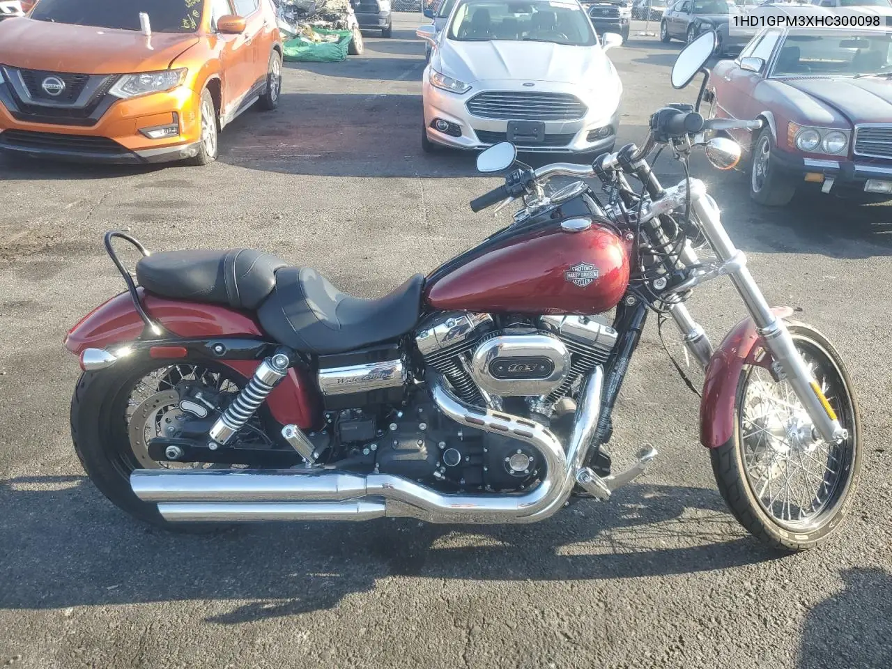 2017 Harley-Davidson Fxdwg Dyna Wide Glide VIN: 1HD1GPM3XHC300098 Lot: 62362515
