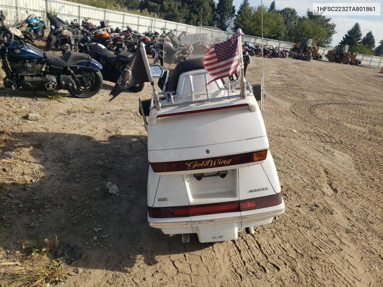1996 Honda Gl1500 Se12 VIN: 1HFSC2232TA801861 Lot: 70759174