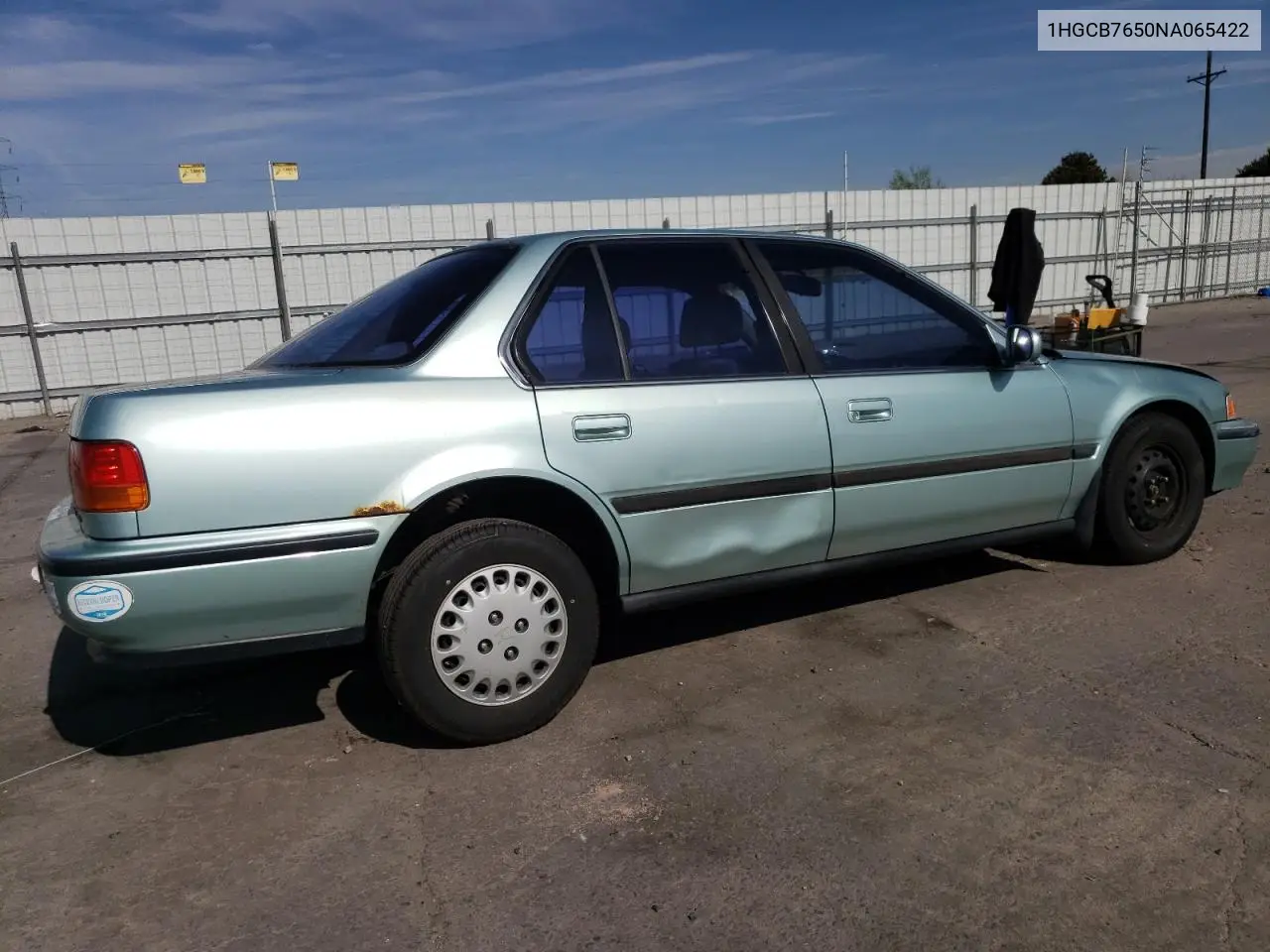 1992 Honda Accord Lx VIN: 1HGCB7650NA065422 Lot: 54217385