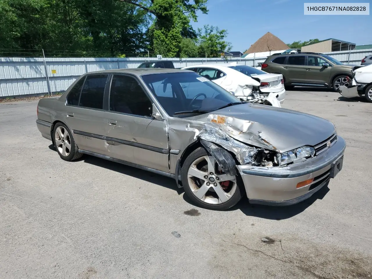 1992 Honda Accord Ex VIN: 1HGCB7671NA082828 Lot: 57551185