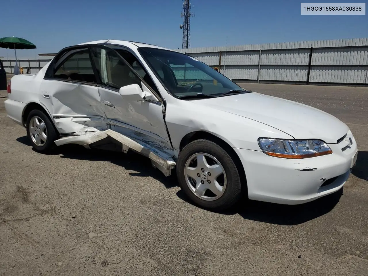 1999 Honda Accord Ex VIN: 1HGCG1658XA030838 Lot: 62613395