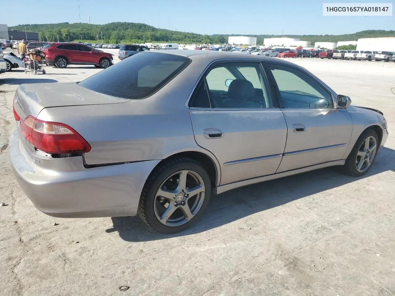 2000 Honda Accord Ex VIN: 1HGCG1657YA018147 Lot: 56849585