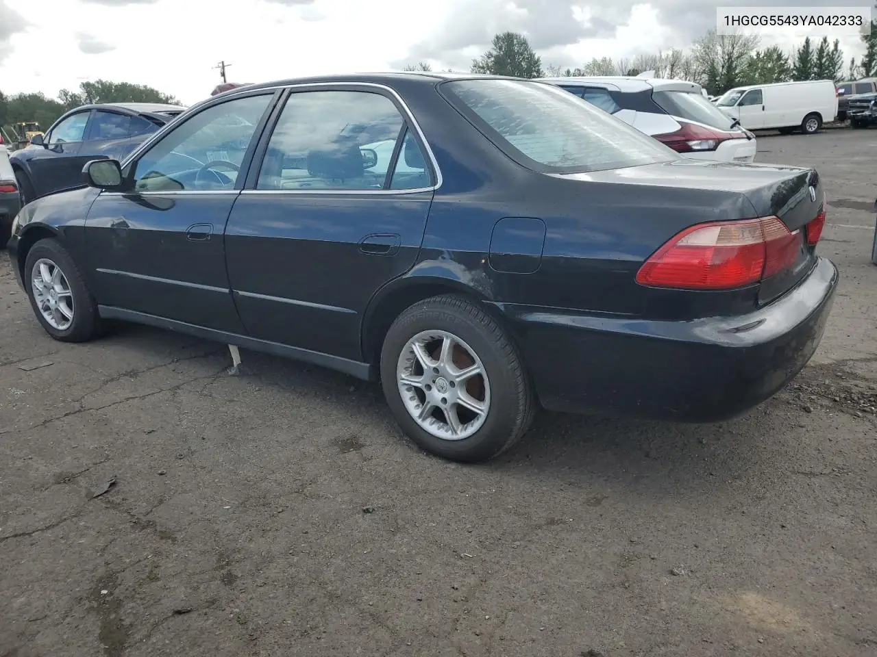 2000 Honda Accord Lx VIN: 1HGCG5543YA042333 Lot: 57002545