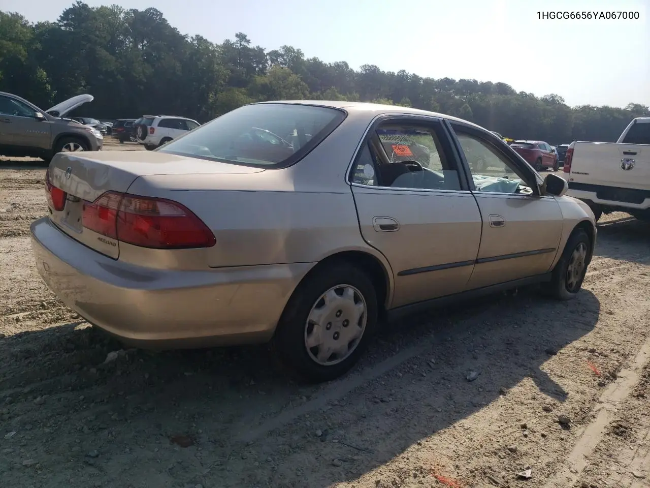 2000 Honda Accord Lx VIN: 1HGCG6656YA067000 Lot: 62090685