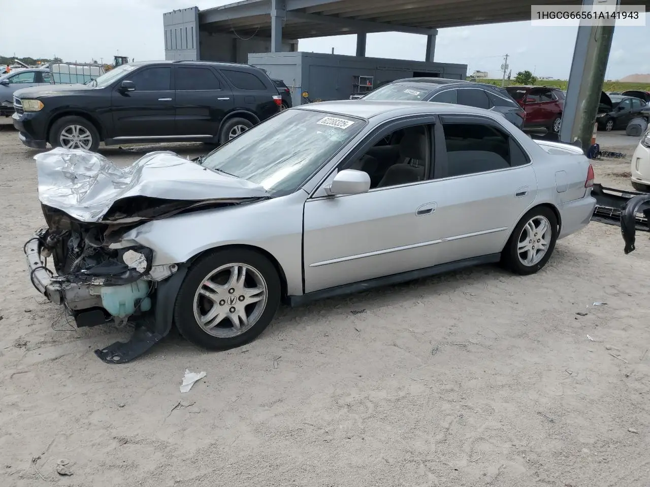 2001 Honda Accord Lx VIN: 1HGCG66561A141943 Lot: 62288325